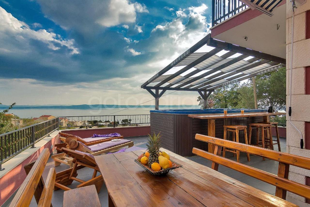 Holiday Home Darius With Hot Tub Makarska Dış mekan fotoğraf