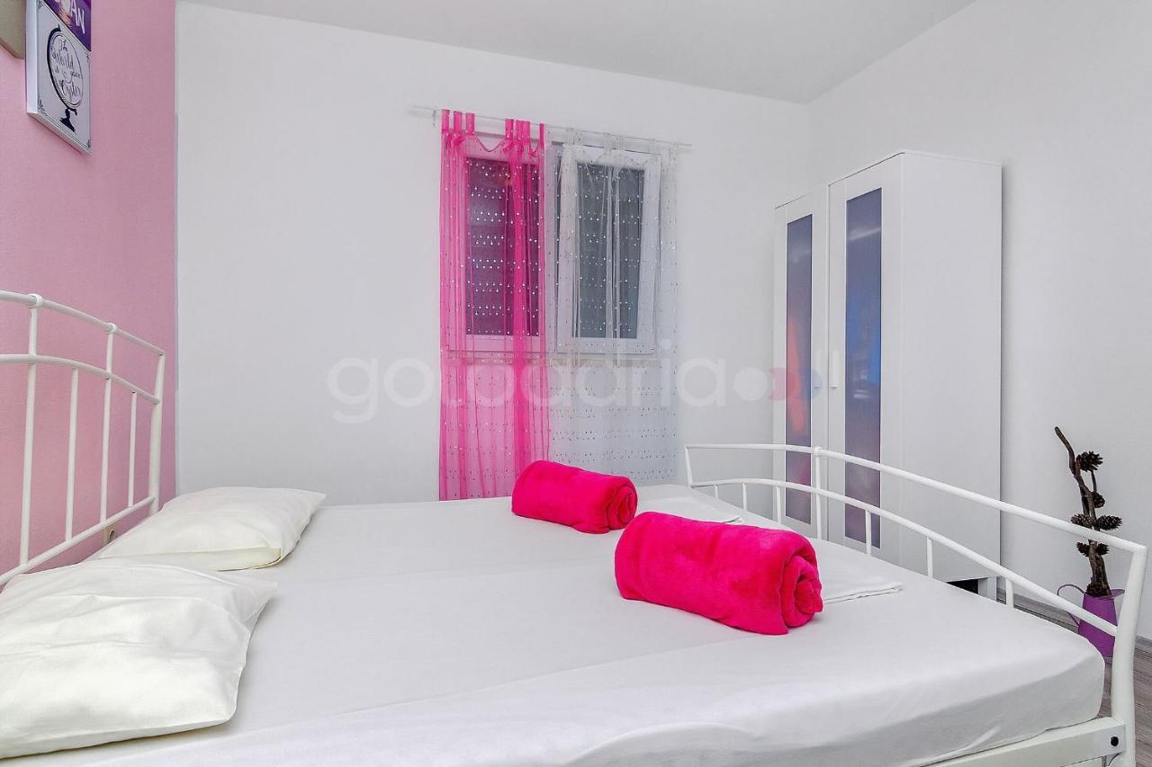 Holiday Home Darius With Hot Tub Makarska Dış mekan fotoğraf