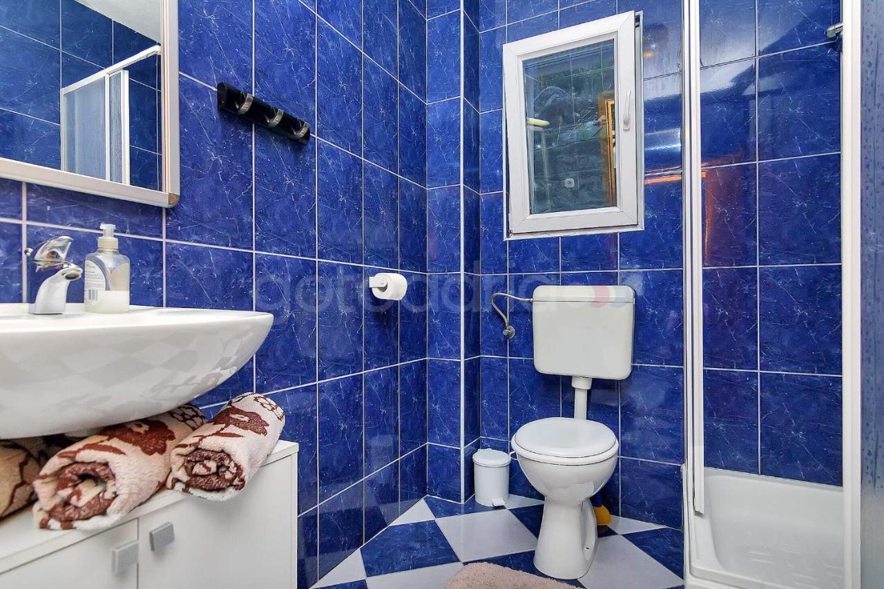 Holiday Home Darius With Hot Tub Makarska Dış mekan fotoğraf